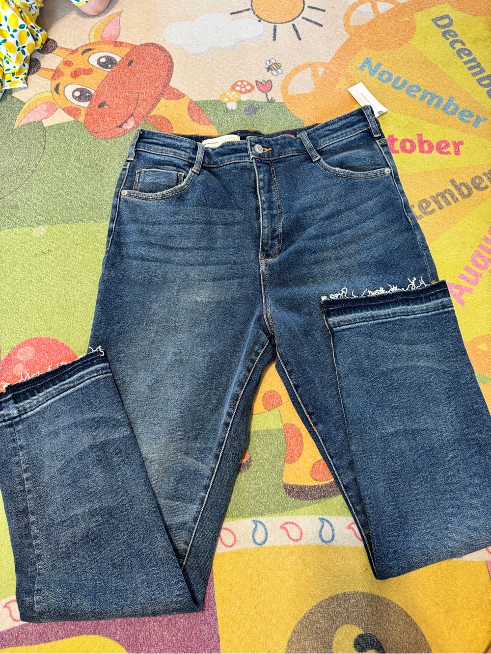 Anthropologie Indigo Frayed-Hem Cropped Jeans